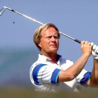 Tham khảo bí quyết gạt bóng của tay golf huyền thoại Jack Nicklaus